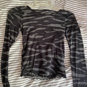 NWT Abercrombie mesh long sleeve with built in tank top size: XS